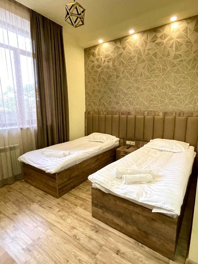 יירבאן Glendale Boutique Hotel מראה חיצוני תמונה